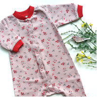 Человечек цветы на розовом