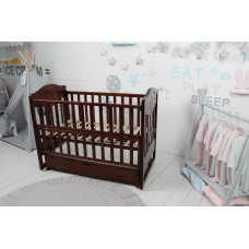 Кроватка детская Baby Comfort ЛД9 ящик, шарнир-подшипник + фиксатор, с откидной боковиной, дерево бук (Орех)