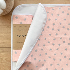 Пеленка непромокаемая Звезда серая на пудре 50х80
